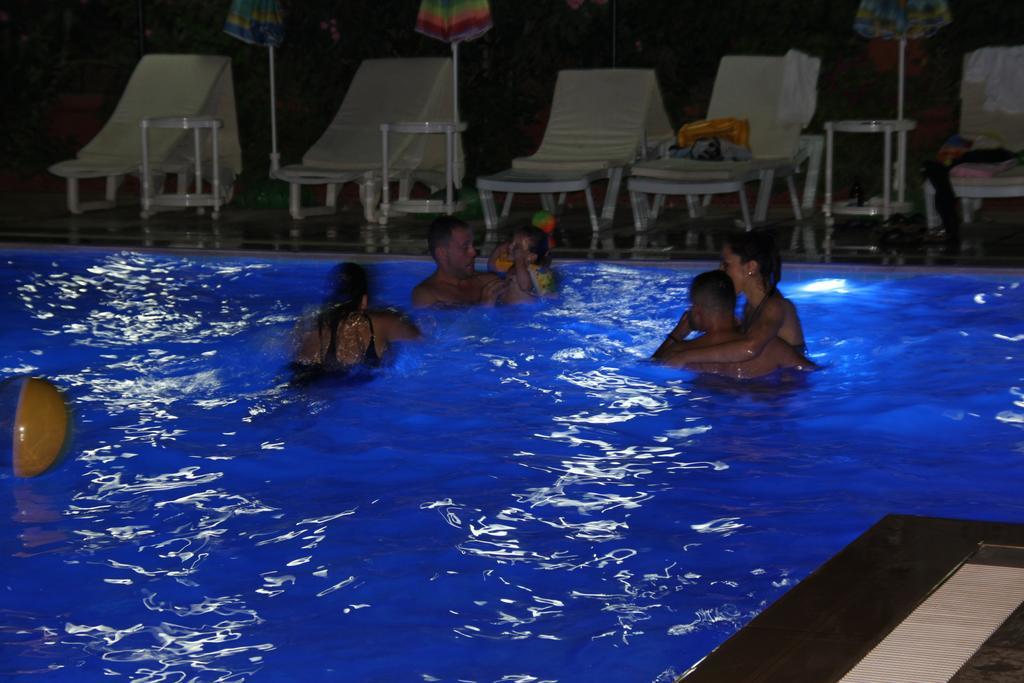 The Green Valley Hotel Олудениз Экстерьер фото